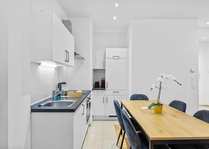 Chic Residences #king #brand New# * Vienna